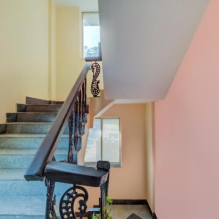 Hotel O Sairaj Lodge Méribel Village Екстериор снимка