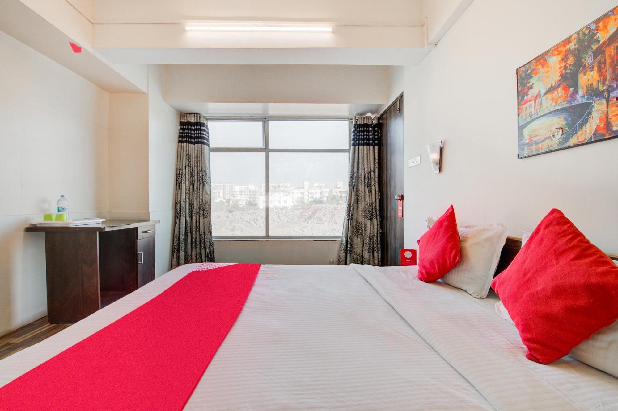 Hotel O Sairaj Lodge Méribel Village Екстериор снимка