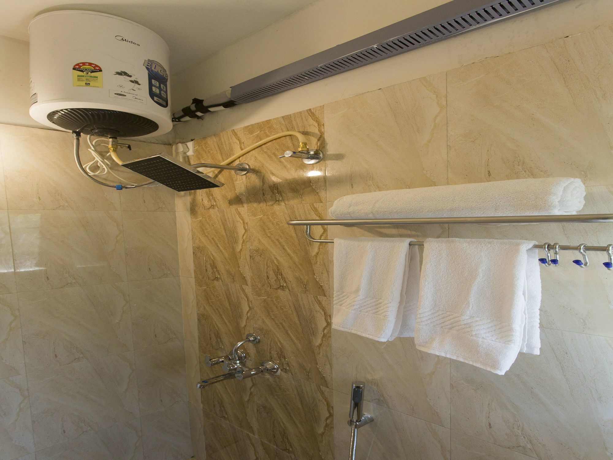 Hotel O Sairaj Lodge Méribel Village Екстериор снимка